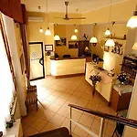 Arco Hotel Hotel