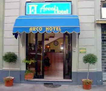 Arco Отель