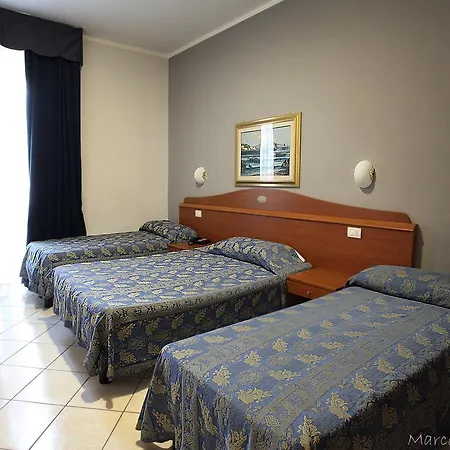 Hotel Arco Milán